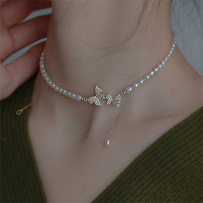 Pendant Pearl Necklaces