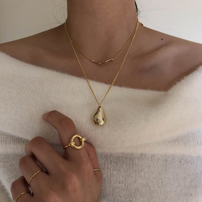 2 Piece Set of Waterdrop Gold Necklaces