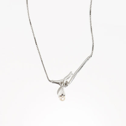 Silver Chain Pearl Necklace